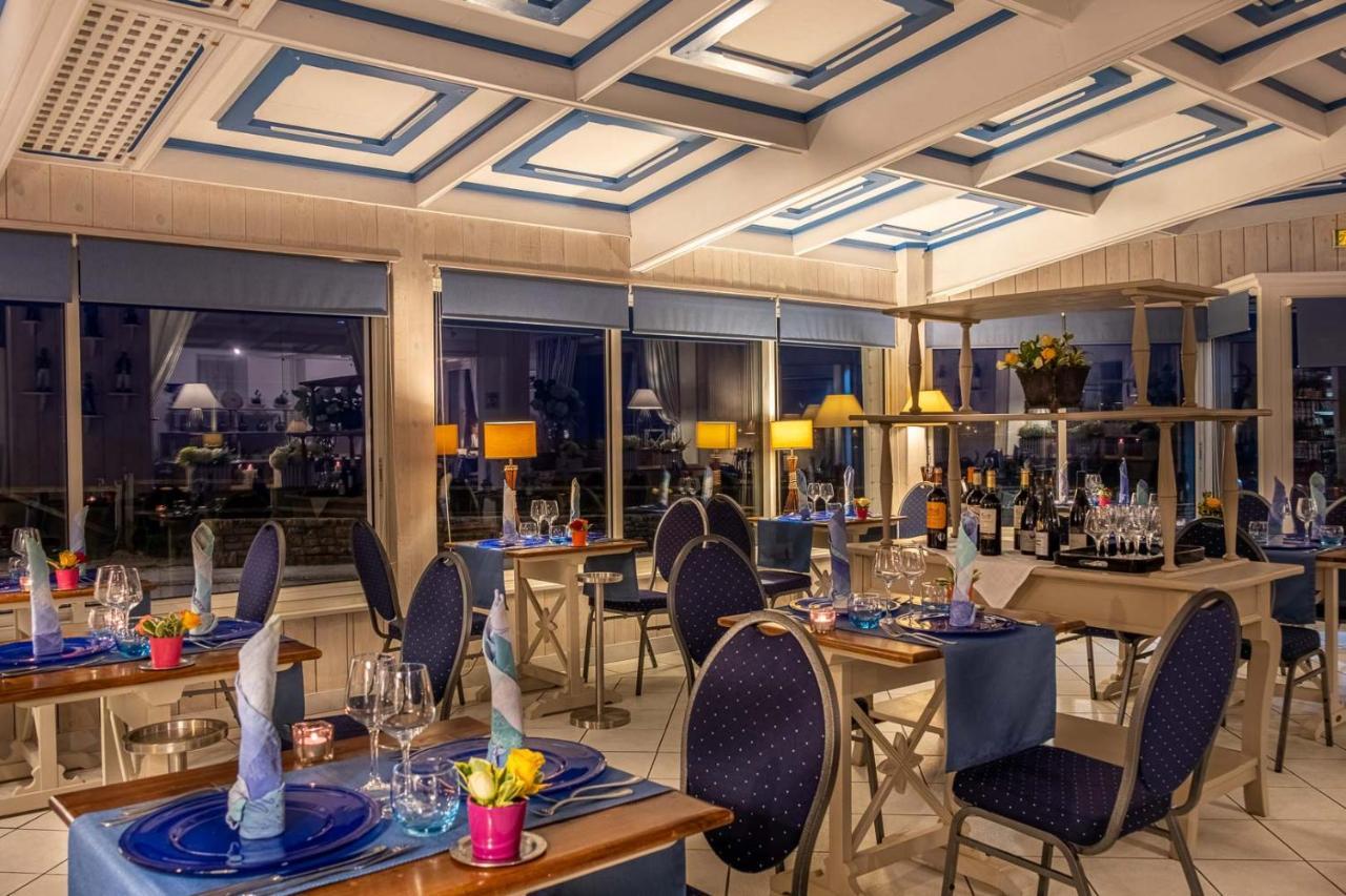 Hotel Restaurant De La Plage Audierne Buitenkant foto