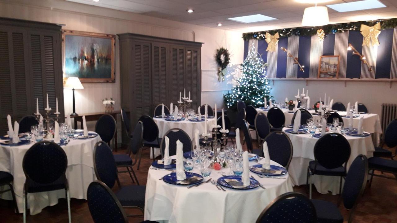 Hotel Restaurant De La Plage Audierne Buitenkant foto